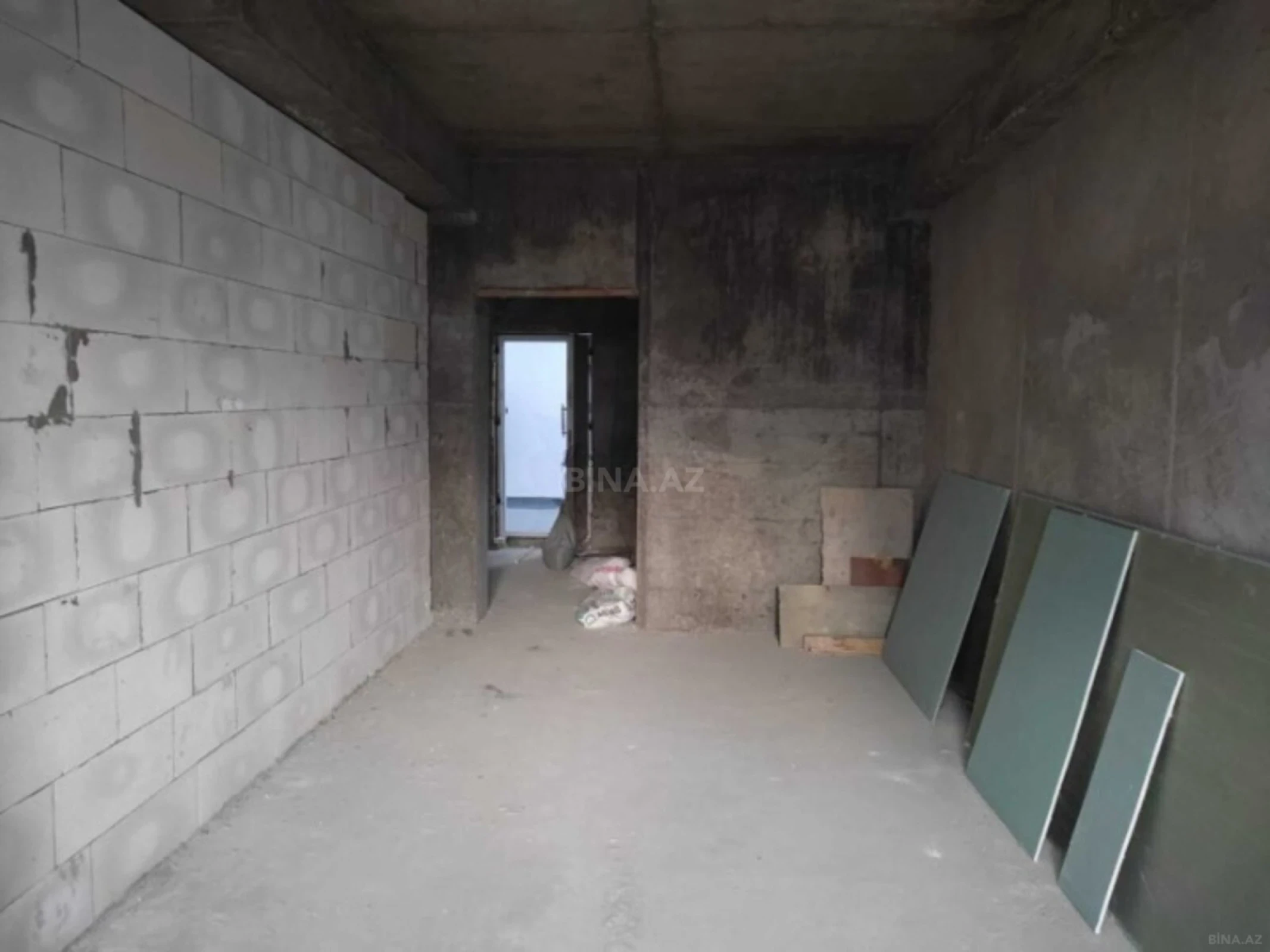 Satılır 2 otaqlı mənzil 70 m²