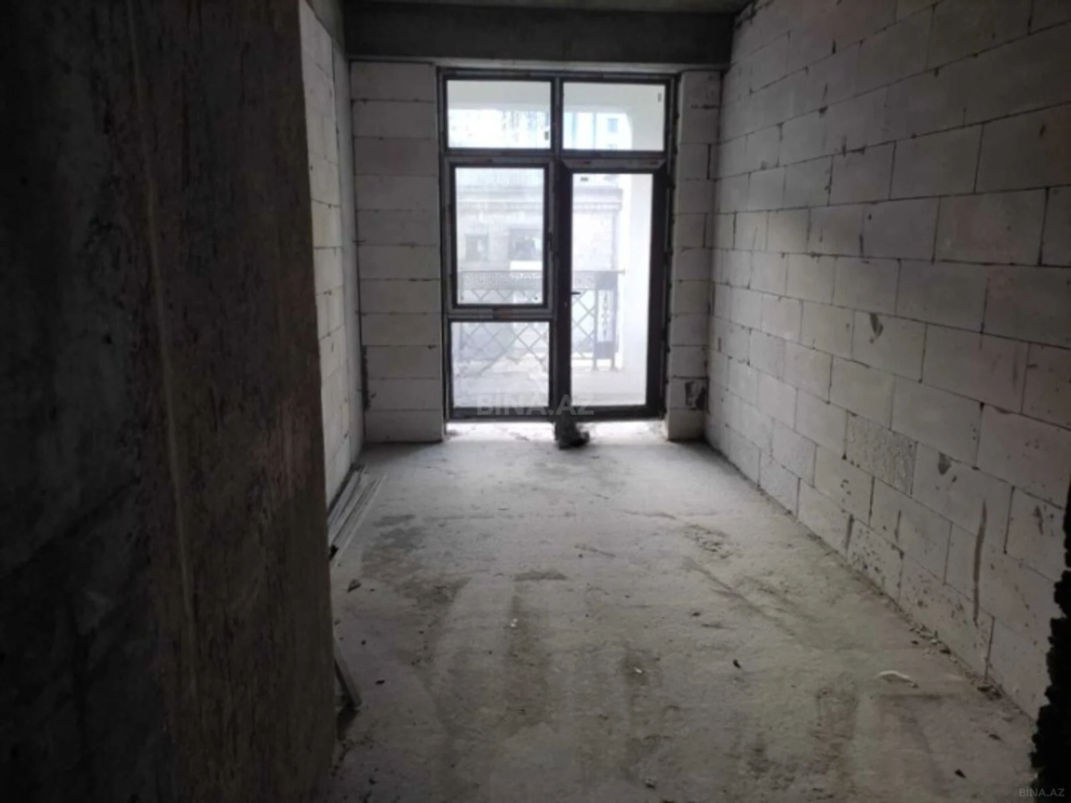Satılır 2 otaqlı mənzil 70 m²