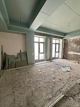 Satılır 5 otaqlı mənzil 262.4 m²