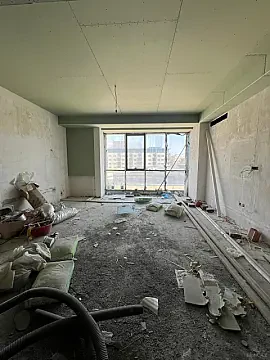 Satılır 5 otaqlı mənzil 262.4 m²