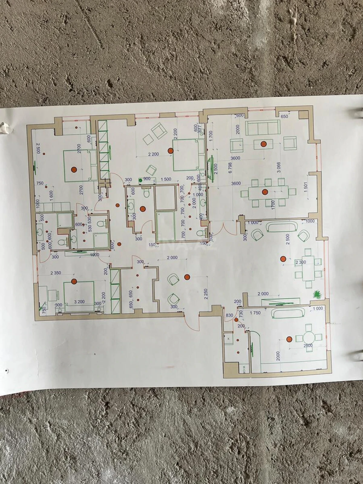 Satılır 5 otaqlı mənzil 262.4 m²