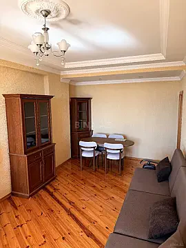 Kirayə verilir 2 otaqlı mənzil 95 m²