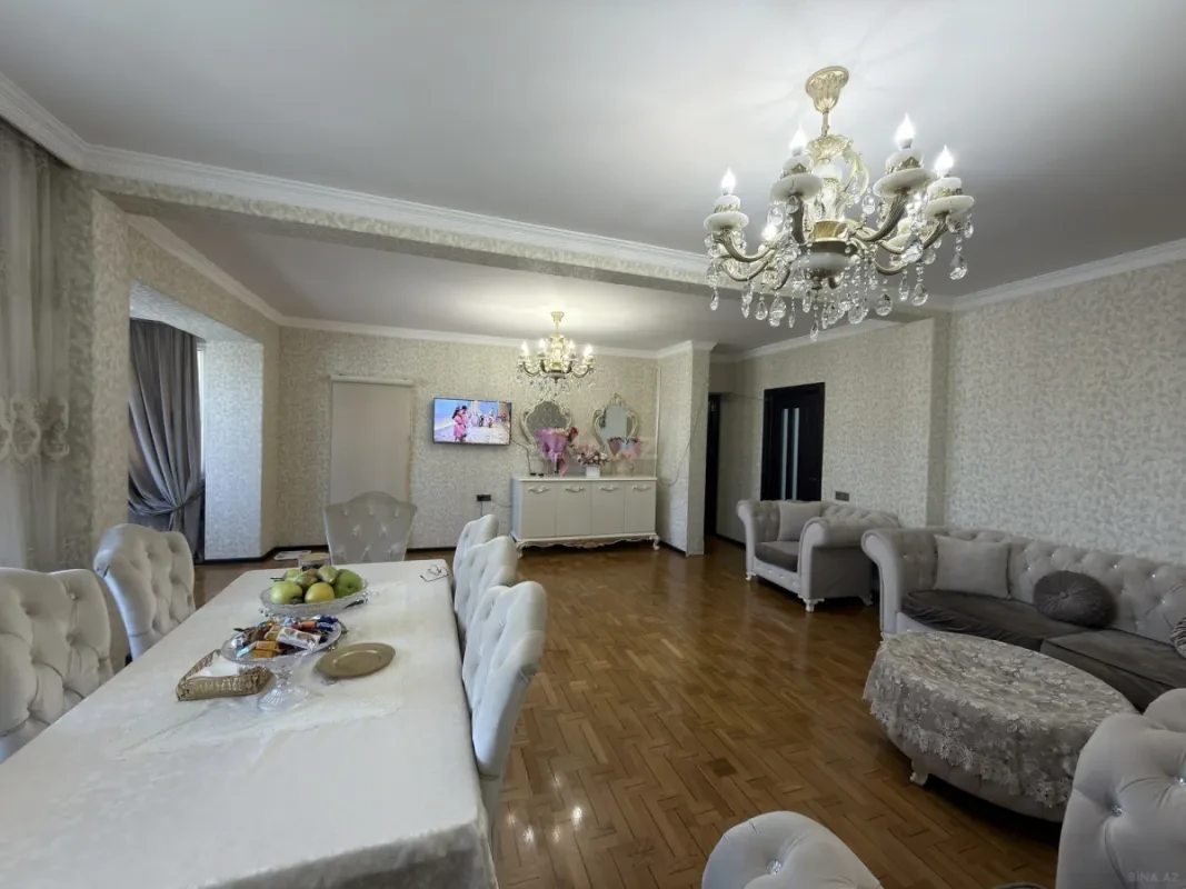 Satılır 5 otaqlı mənzil 112 m²