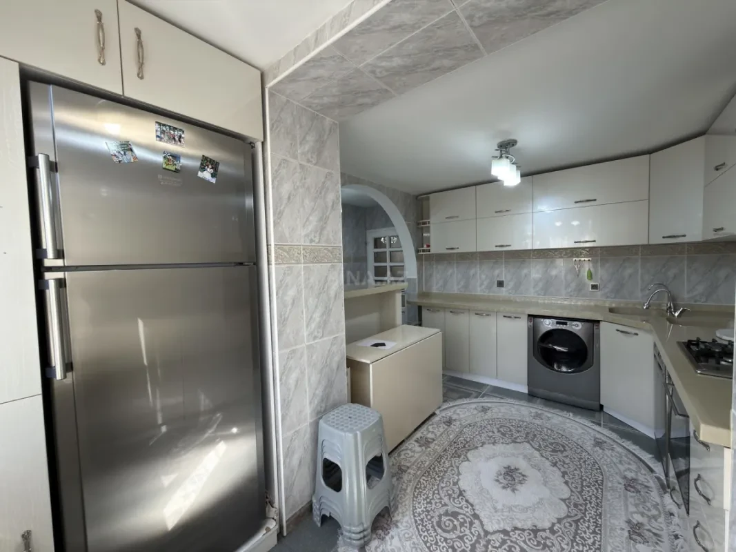 Satılır 5 otaqlı mənzil 112 m²