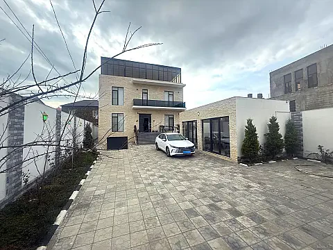 Satılır 6 otaqlı həyət evi 460 m² — Bakı, Badamdar 6 otaq 460.00 m²