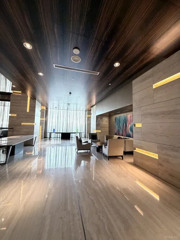 Satılır 3 otaqlı mənzil 165 m²