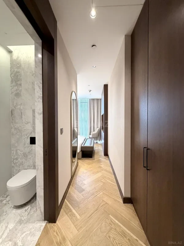Satılır 3 otaqlı mənzil 165 m²