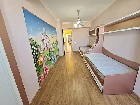 Satılır 3 otaqlı mənzil 75 m²