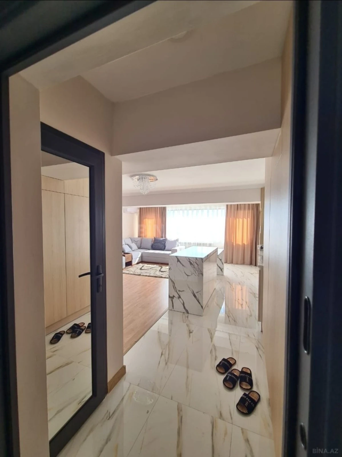 Satılır 3 otaqlı mənzil 75 m²