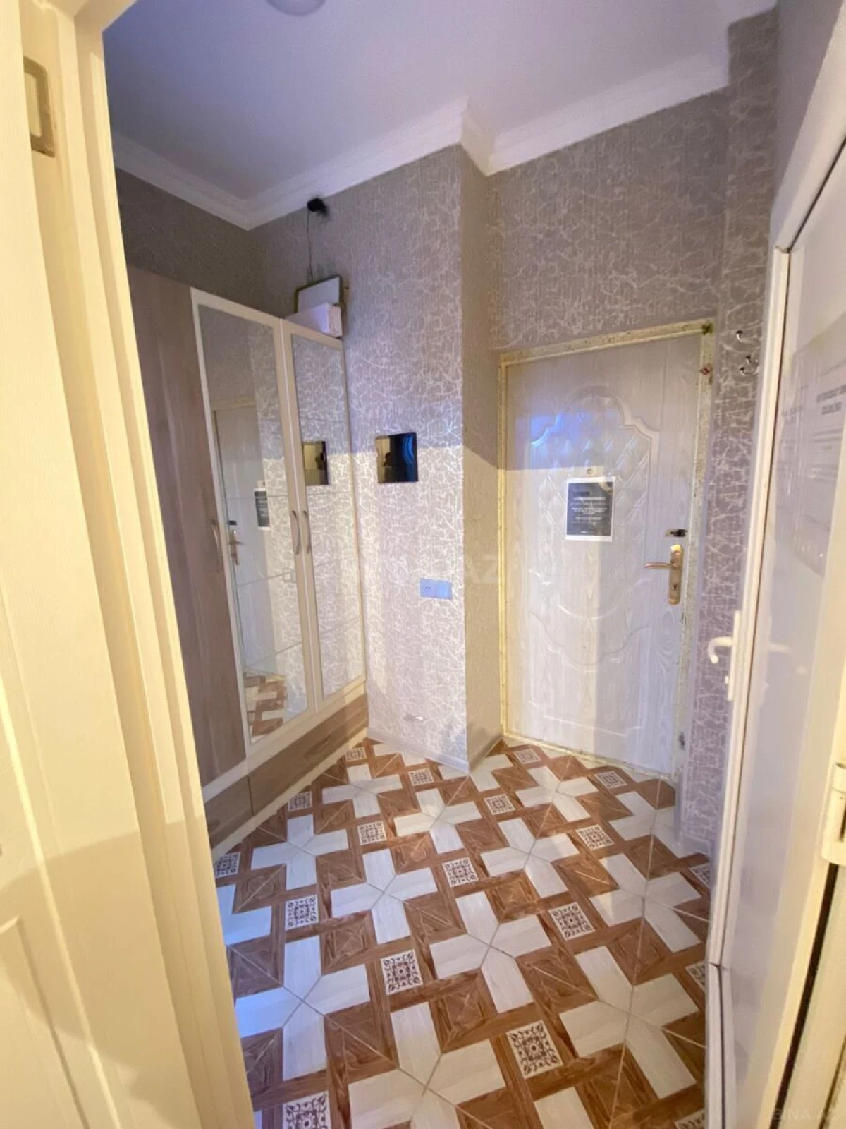 Satılır 2 otaqlı mənzil 46 m²