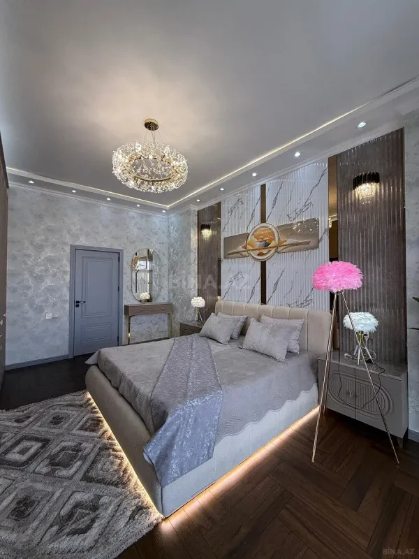 Satılır 3 otaqlı mənzil 110 m²