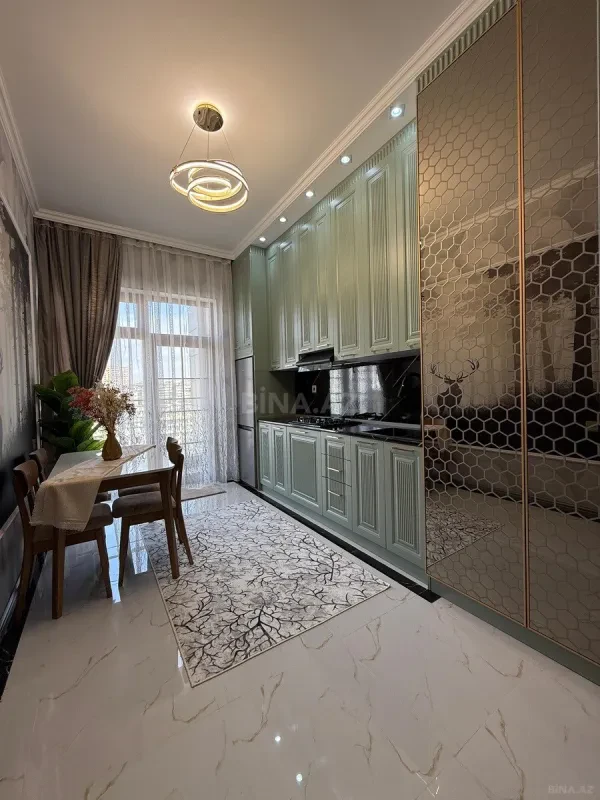 Satılır 3 otaqlı mənzil 110 m²
