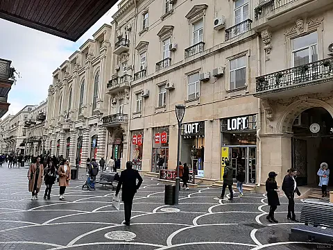 Kirayə verilir 3 otaqlı ofis 90 m² — Bakı, Sahil qəs. 3 otaq 90.00 m²