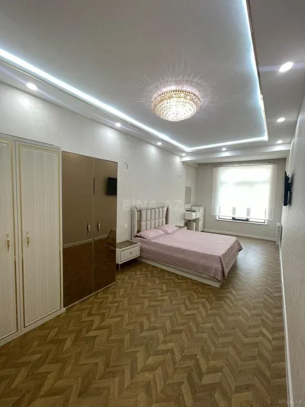 Satılır 3 otaqlı mənzil 95 m²