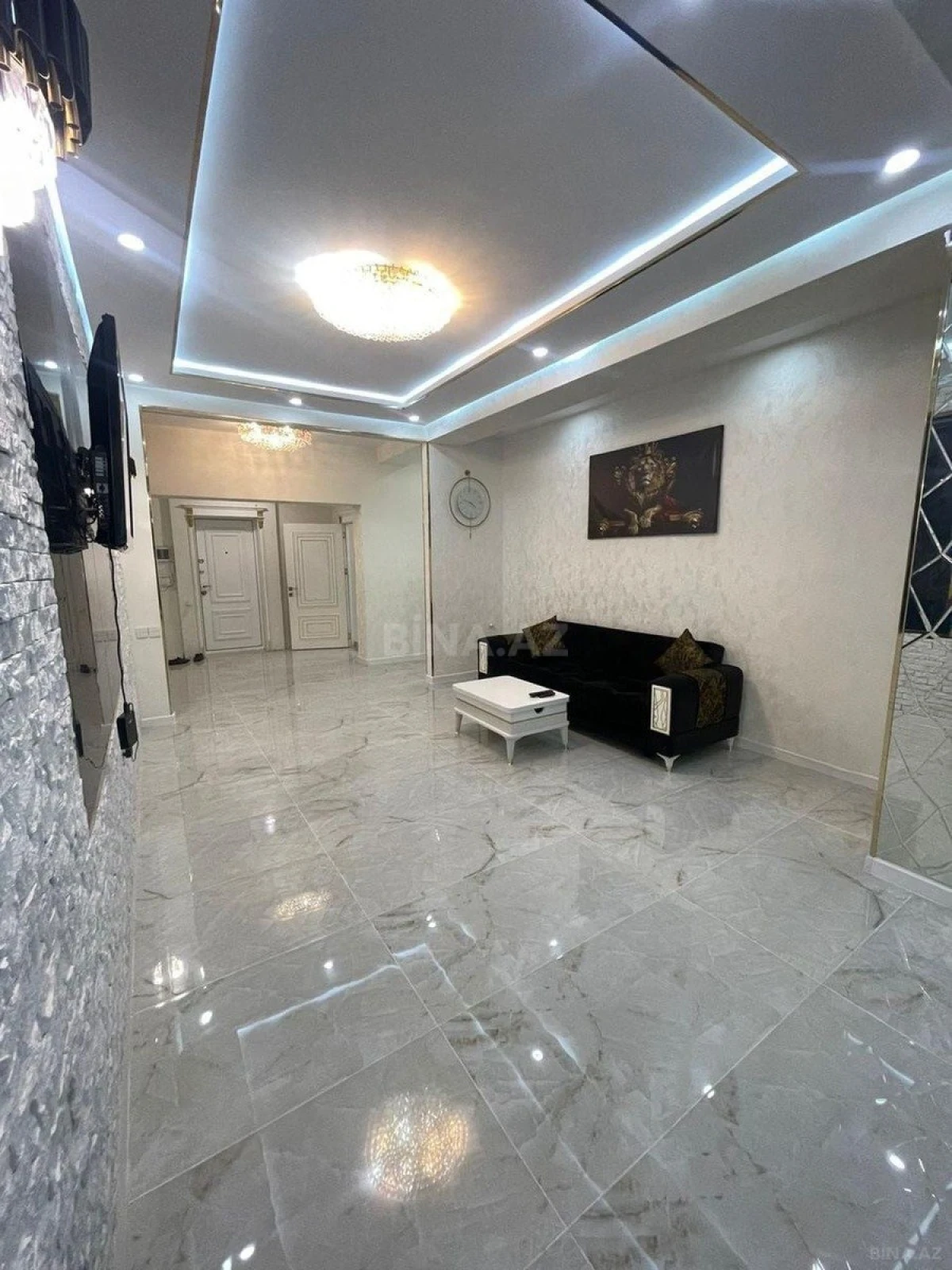 Satılır 3 otaqlı mənzil 95 m²