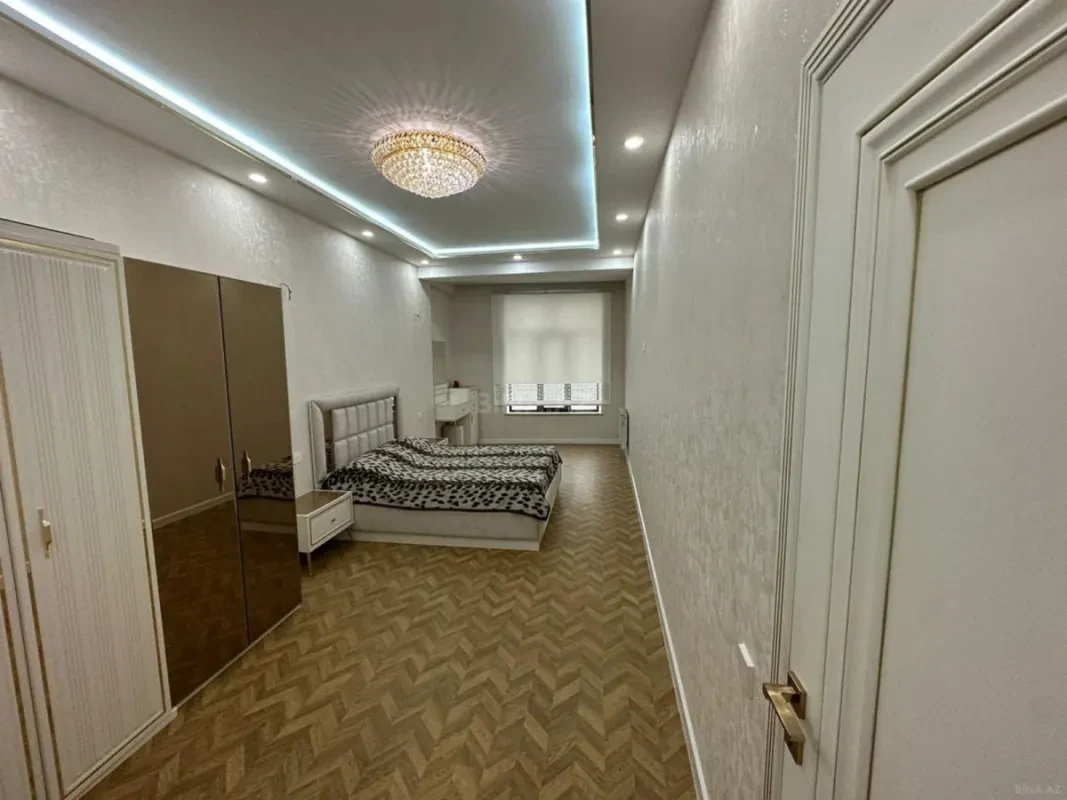 Satılır 3 otaqlı mənzil 95 m²