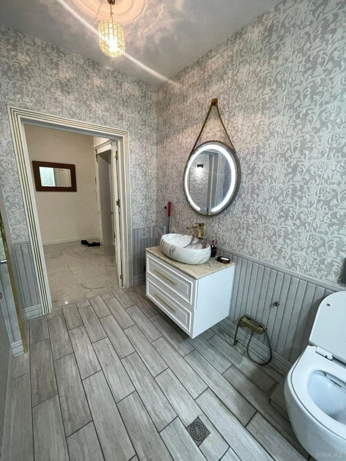 Satılır 3 otaqlı mənzil 95 m²