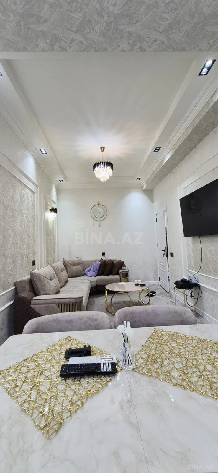 Satılır 2 otaqlı mənzil 55 m²