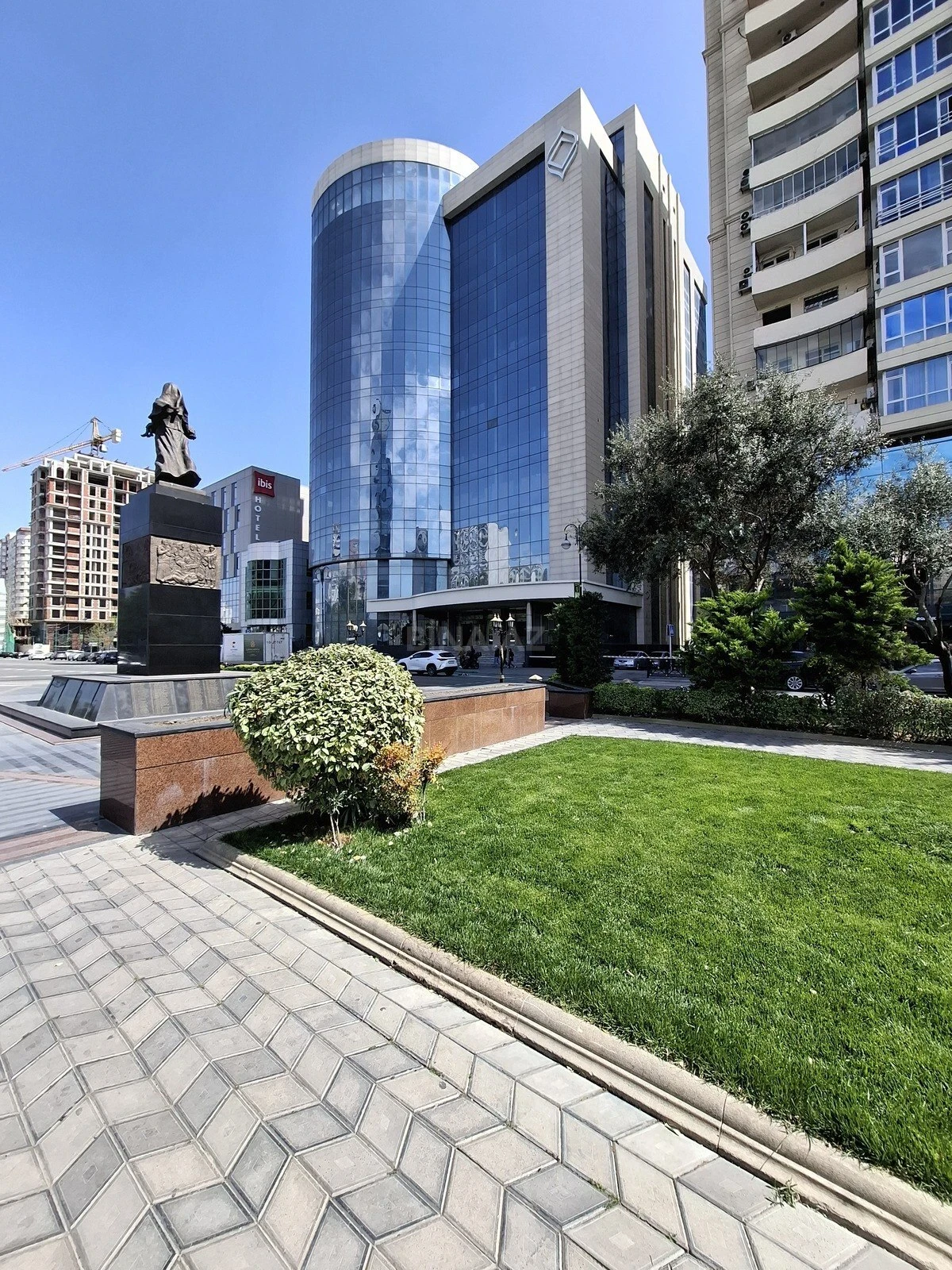Satılır 1 otaqlı mənzil 10 m²