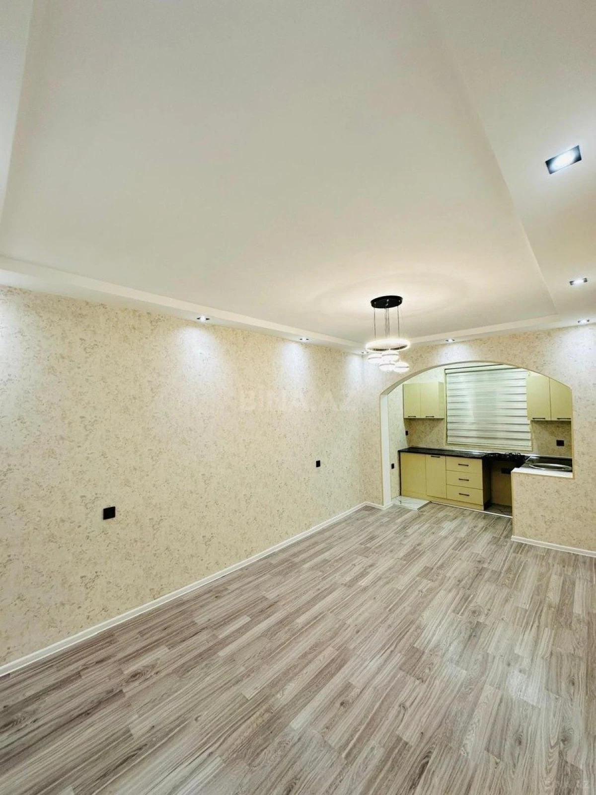 Satılır 3 otaqlı mənzil 55 m²