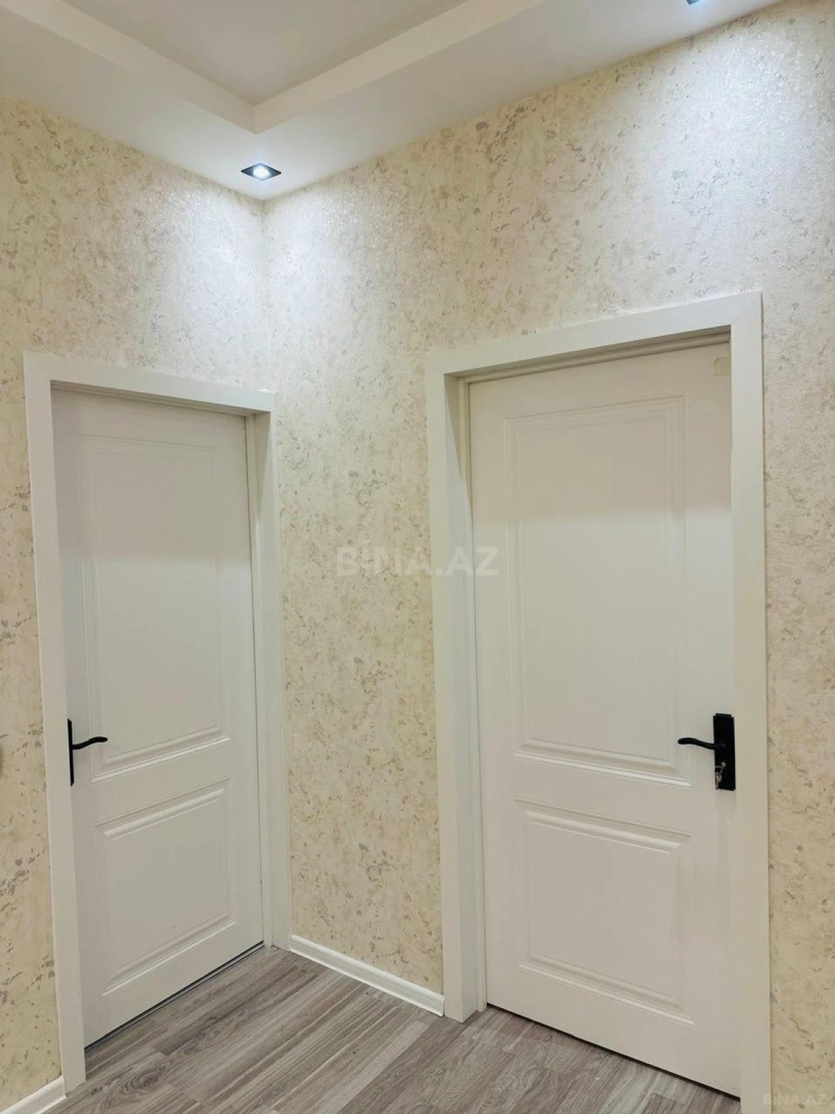 Satılır 3 otaqlı mənzil 55 m²