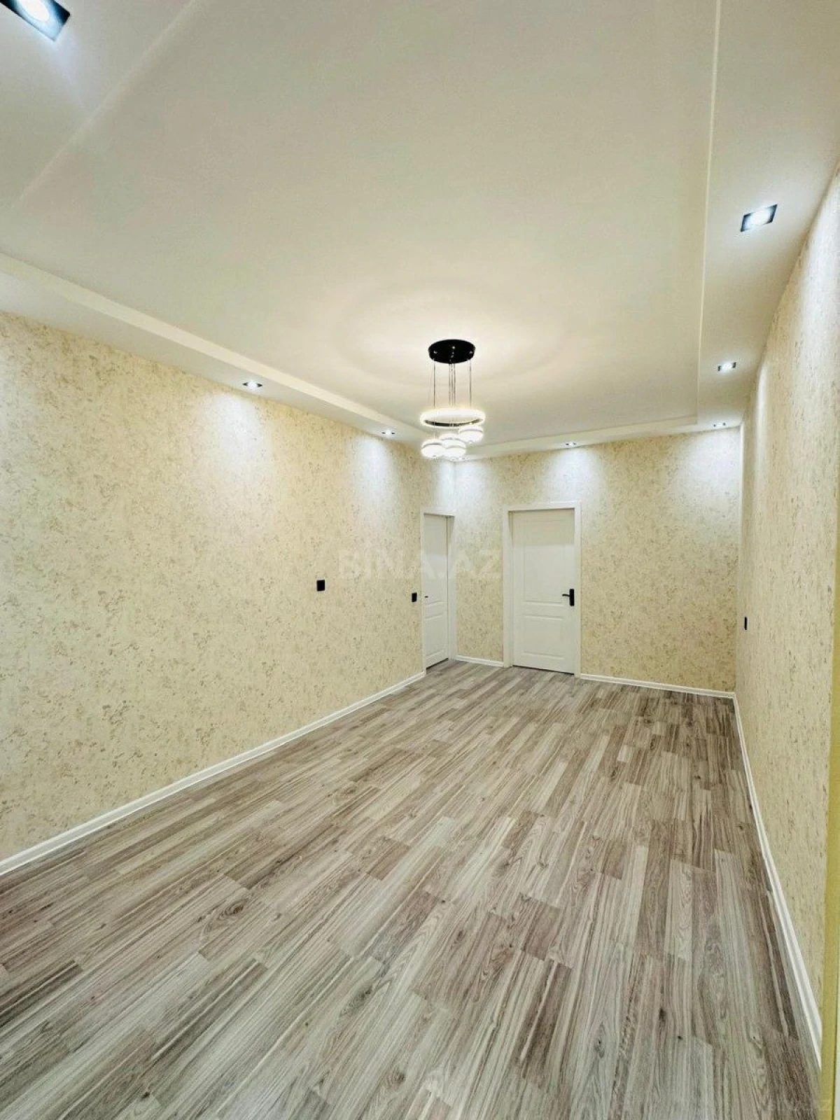 Satılır 3 otaqlı mənzil 55 m²