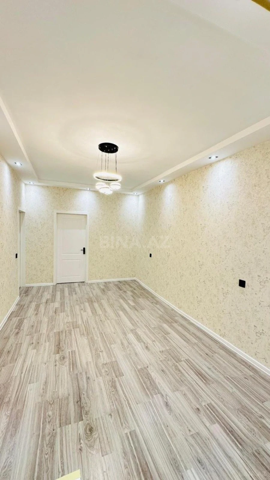 Satılır 3 otaqlı mənzil 55 m²