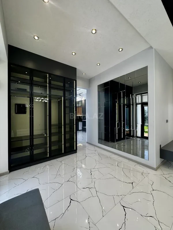 Satılır 4 otaqlı həyət evi 170 m²