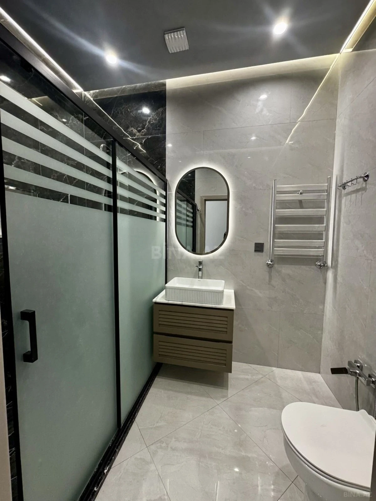 Satılır 4 otaqlı həyət evi 170 m²