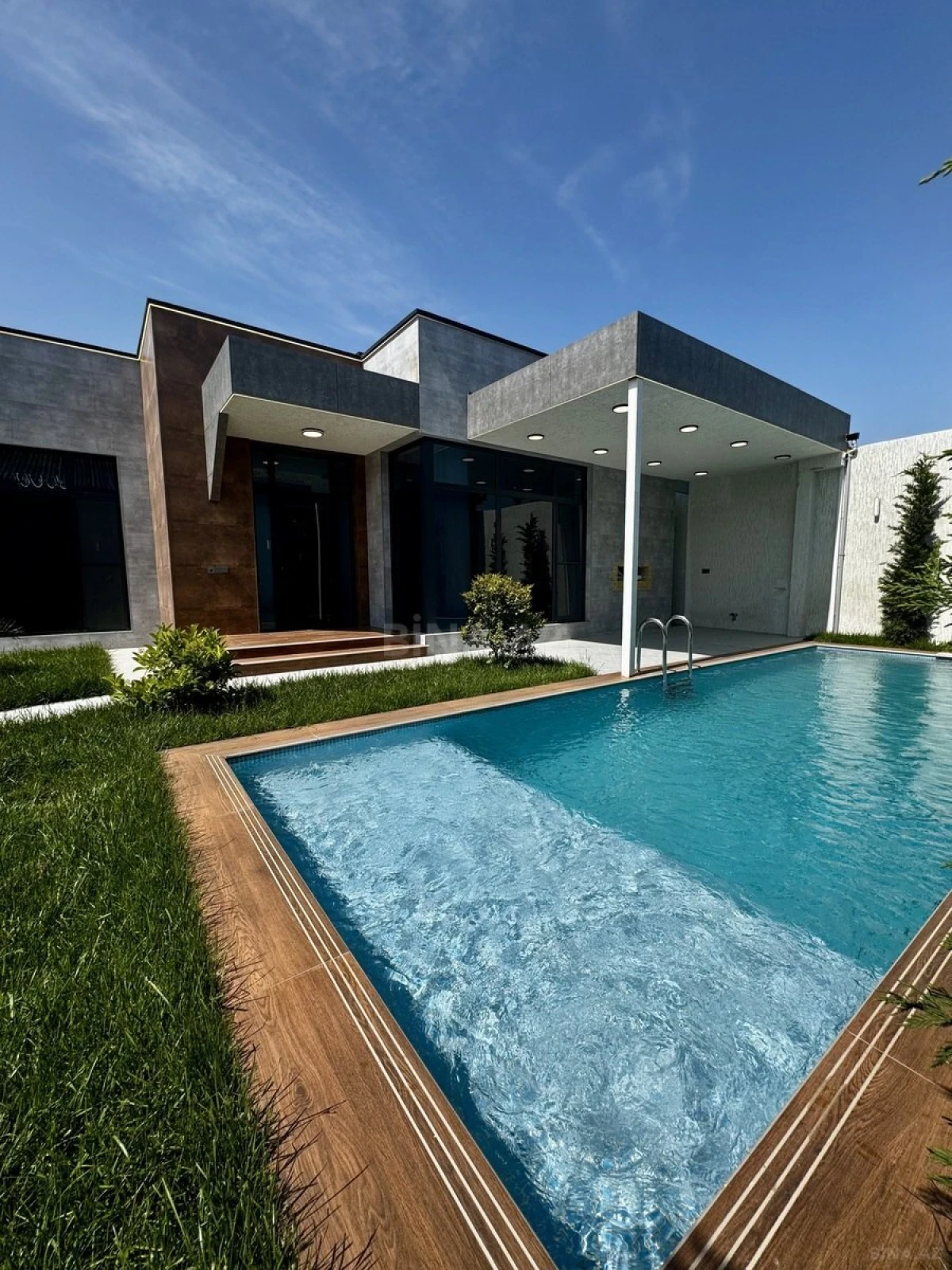 Satılır 4 otaqlı həyət evi 170 m²