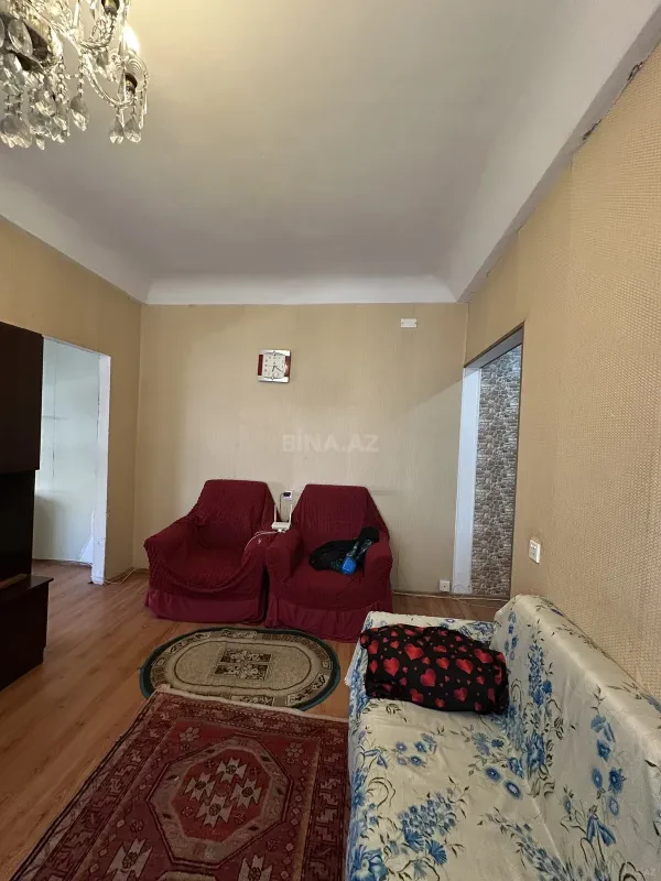 Kirayə verilir 2 otaqlı mənzil 50 m²
