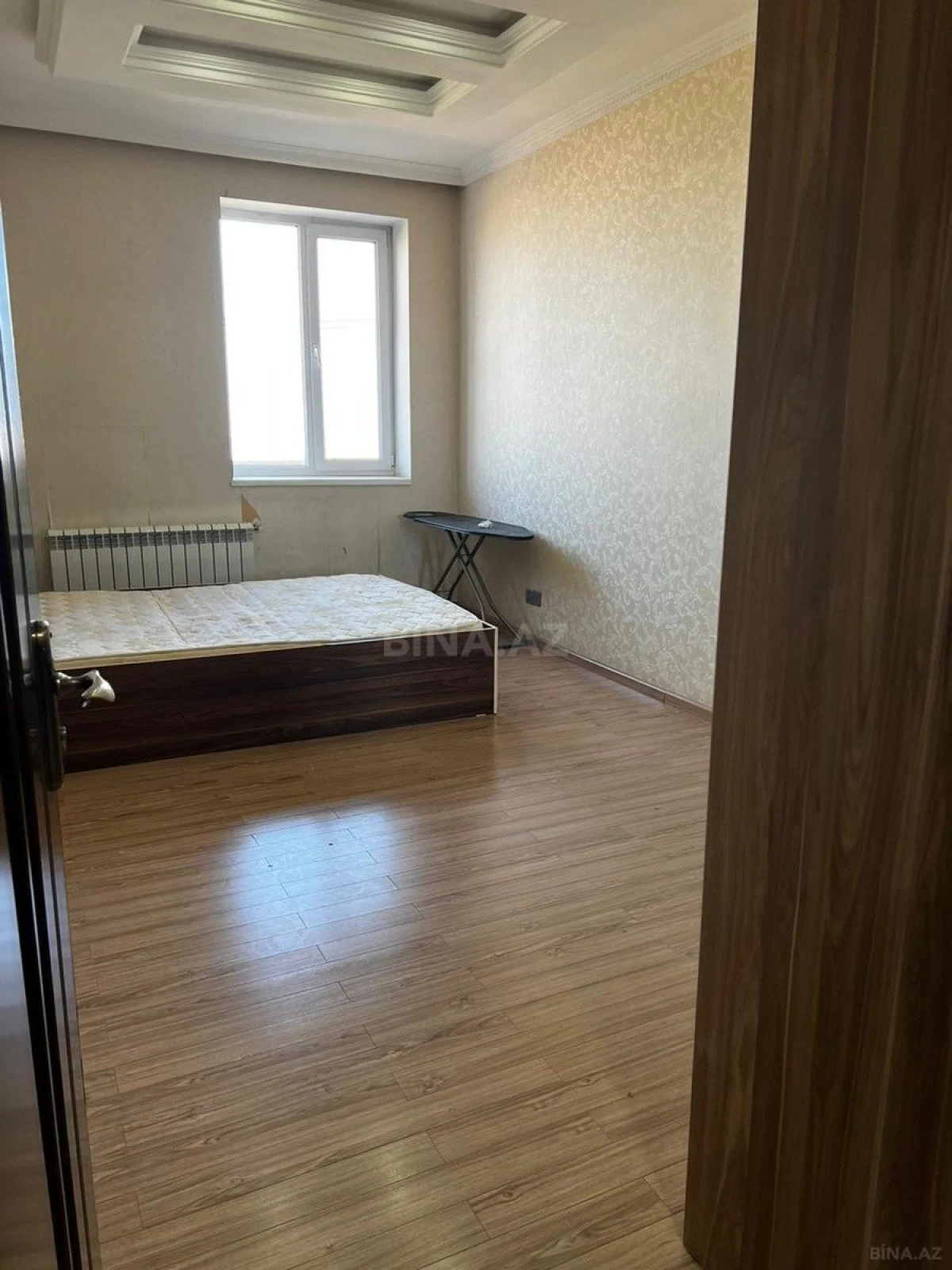 Satılır 2 otaqlı mənzil 90 m²