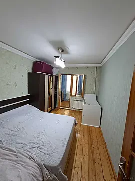 Satılır 2 otaqlı mənzil 60 m²
