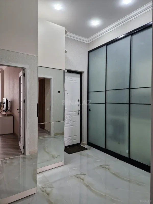 Kirayə verilir 2 otaqlı mənzil 75 m²