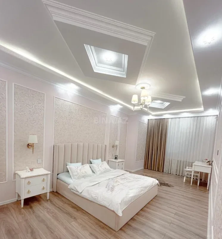 Satılır 3 otaqlı mənzil 160 m²
