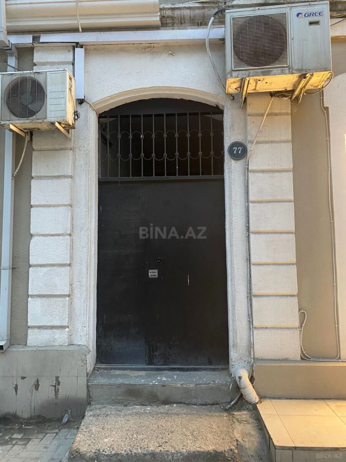 Satılır 2 otaqlı mənzil 80 m²