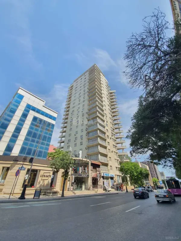 Kirayə verilir 5 otaqlı ofis 250 m²