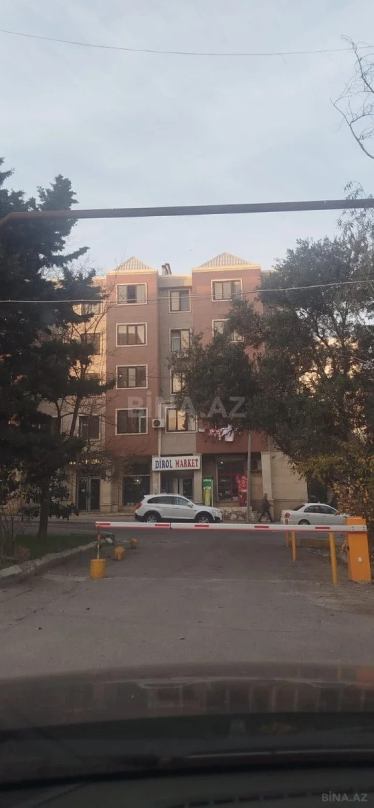 Satılır 3 otaqlı mənzil 68 m²