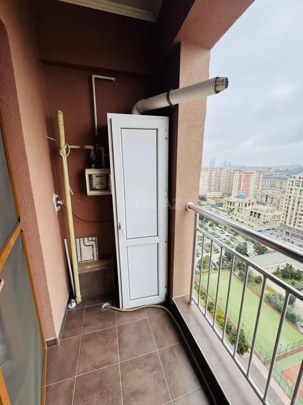 Kirayə verilir 2 otaqlı mənzil 78 m²