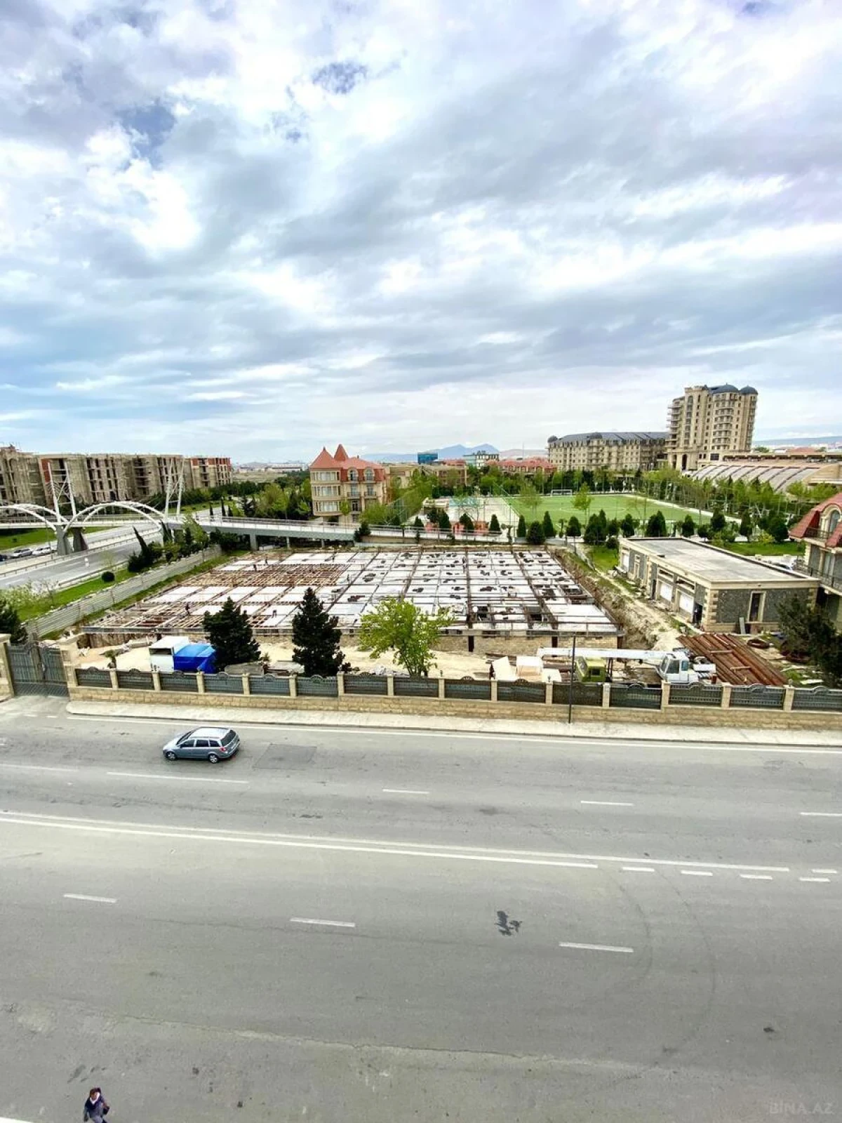 Satılır 2 otaqlı mənzil 67 m²