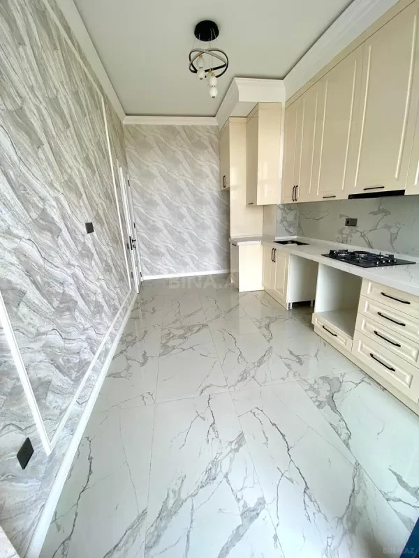 Satılır 2 otaqlı mənzil 67 m²