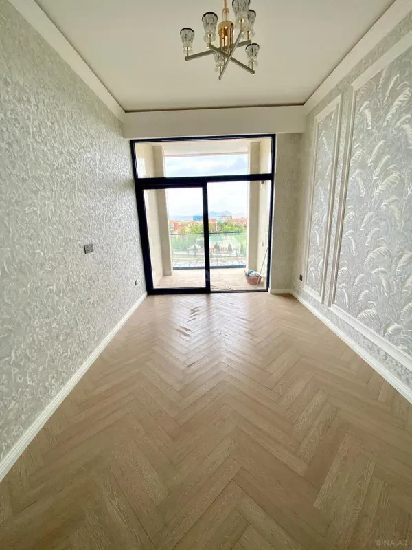 Satılır 2 otaqlı mənzil 67 m²