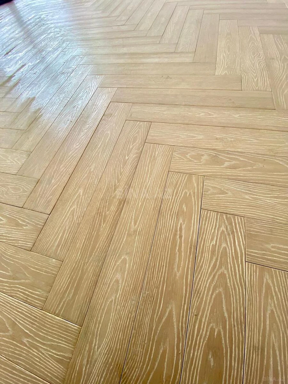 Satılır 2 otaqlı mənzil 67 m²