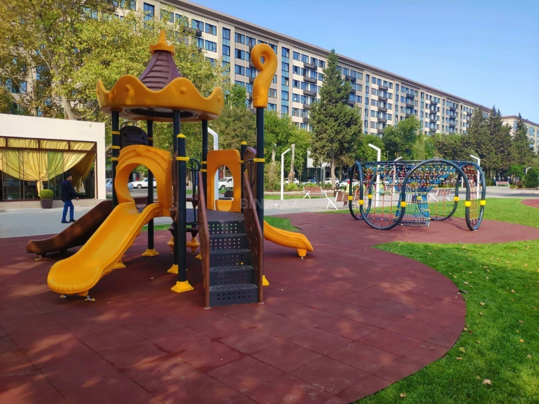 Satılır 3 otaqlı mənzil 90 m²
