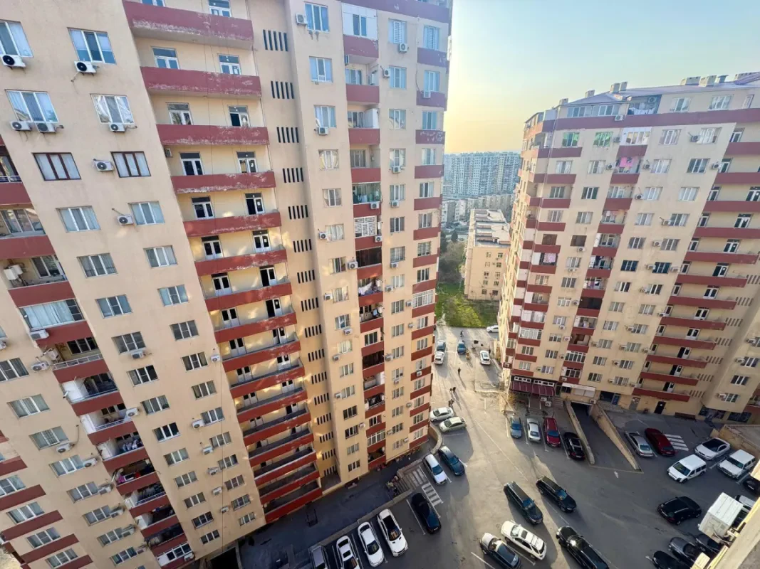 Satılır 2 otaqlı mənzil 60 m²