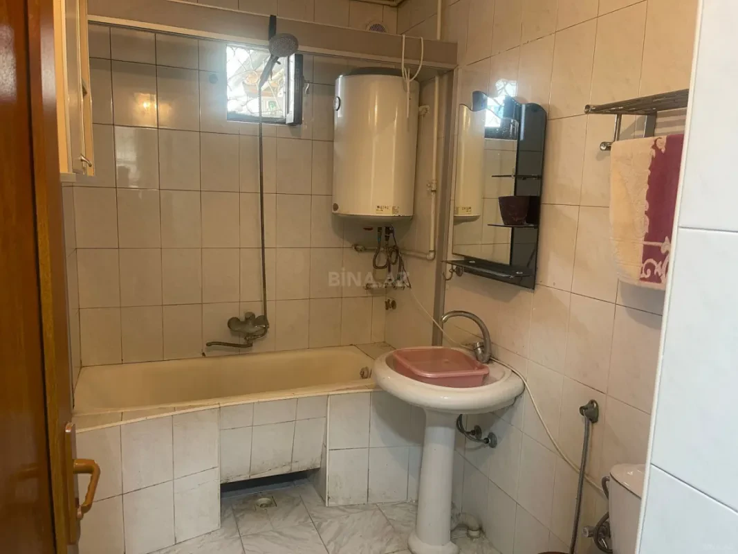 Satılır 1 otaqlı mənzil 40 m²