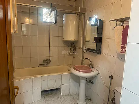 Satılır 1 otaqlı mənzil 40 m²