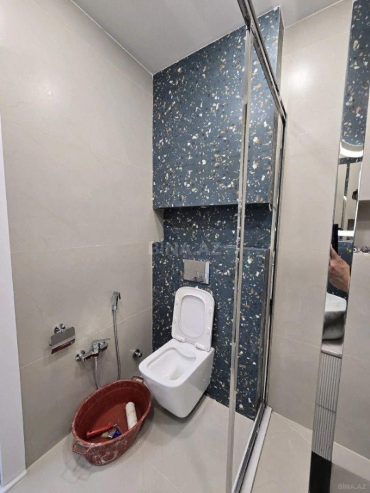 Satılır 2 otaqlı mənzil 65 m²