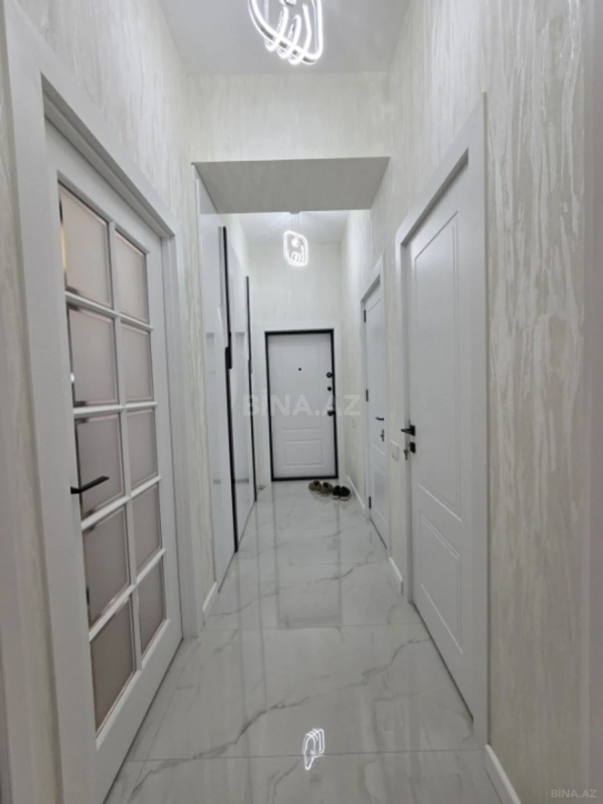 Satılır 2 otaqlı mənzil 65 m²