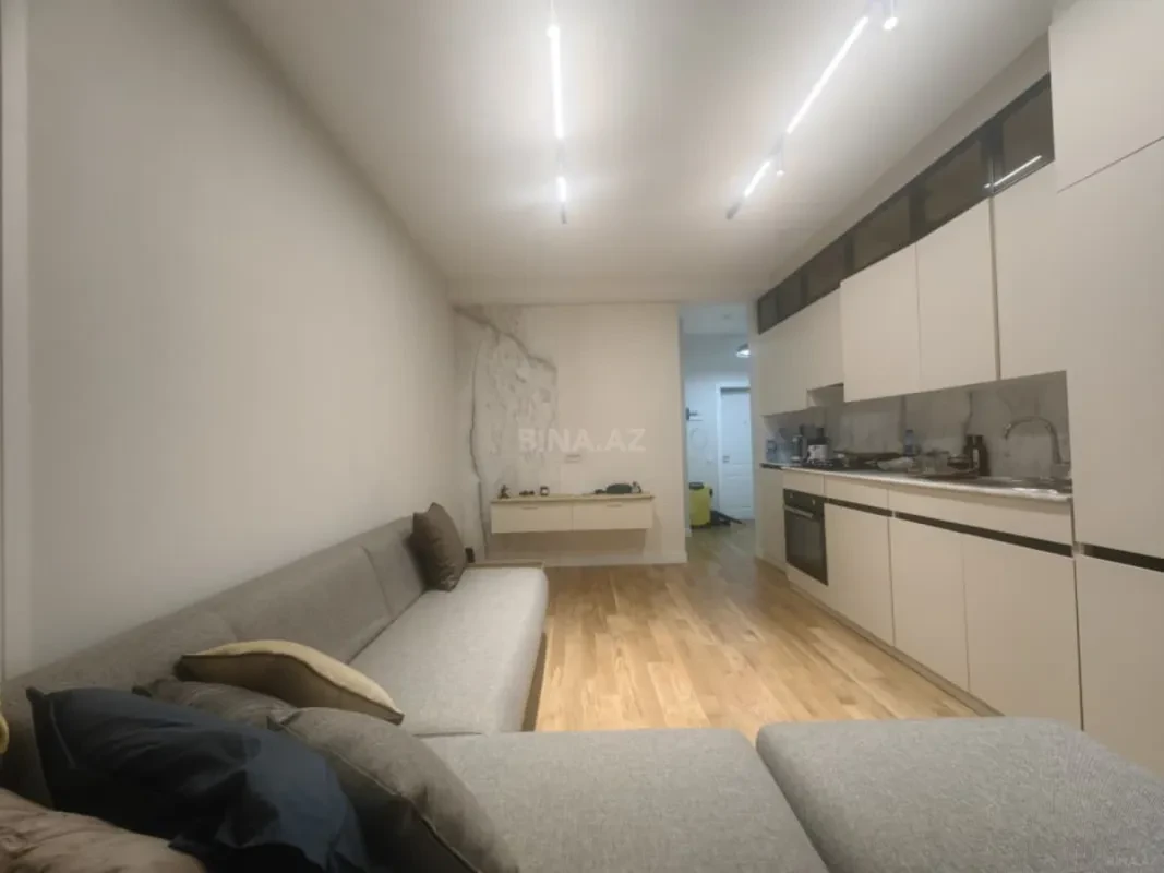 Kirayə verilir 2 otaqlı mənzil 50 m²